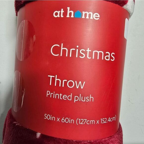 Nwt Christmas Red Merry Trees Plush Throw Blanket, 50x60 - Picture 4 of 8